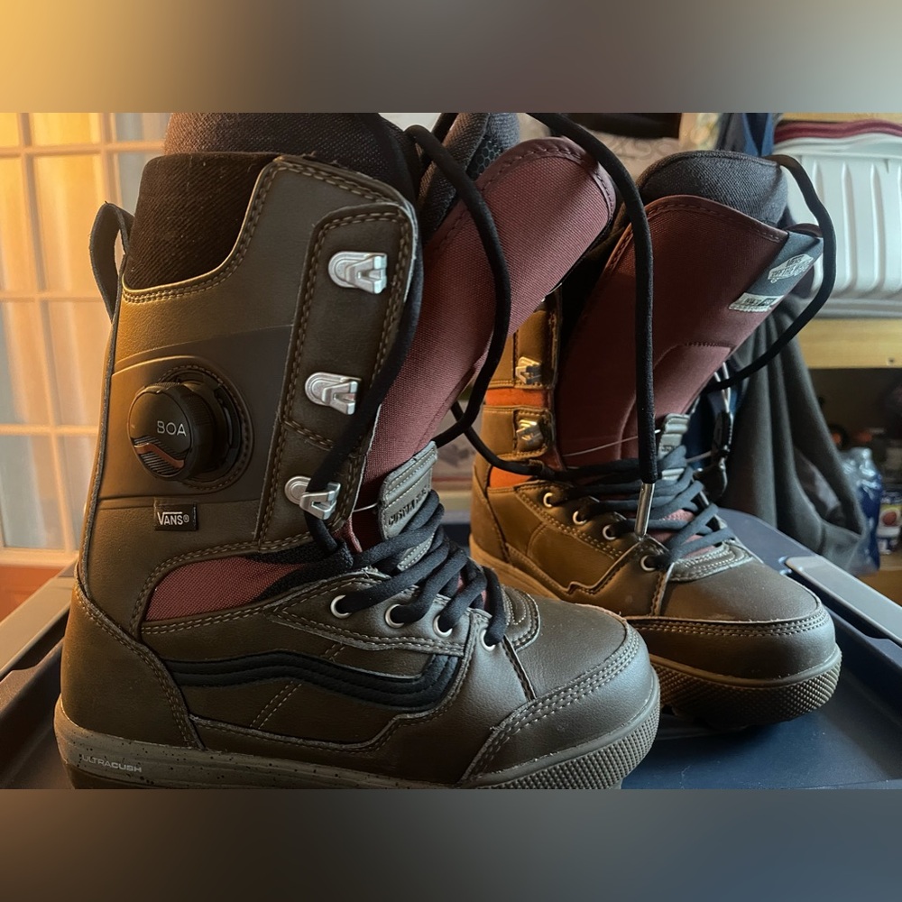 Vans INVADE PRO snowboard boots BOA